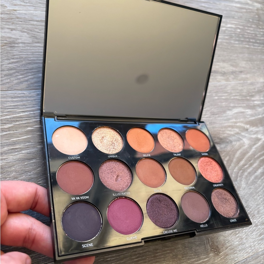 Morphe Black Makeup Palette
